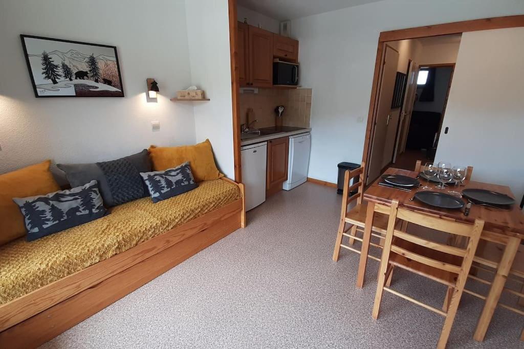 Superbe Appartement La Joue Du Loup Centre, 6 Personnes, Avec Parking Prive Saint-Étienne-en-Dévoluy Extérieur photo